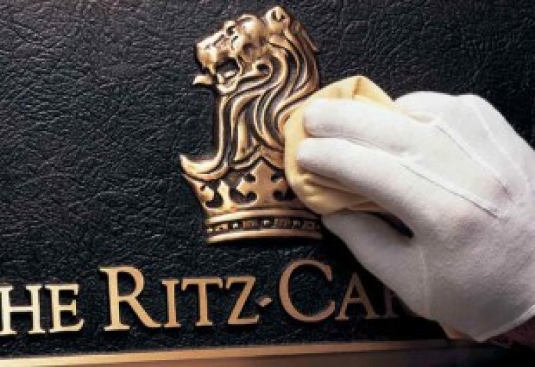 Ritz-Carlton-Logo